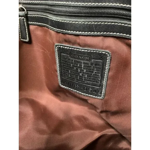 Coach Large Leather Vintage Handbag - Picture 5 of 11